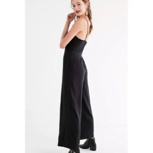 Urban Outfitters UO Straight-Neck Linen Button-Down Jumpsuit Black 0 ~ NWT - Picture 2 of 12